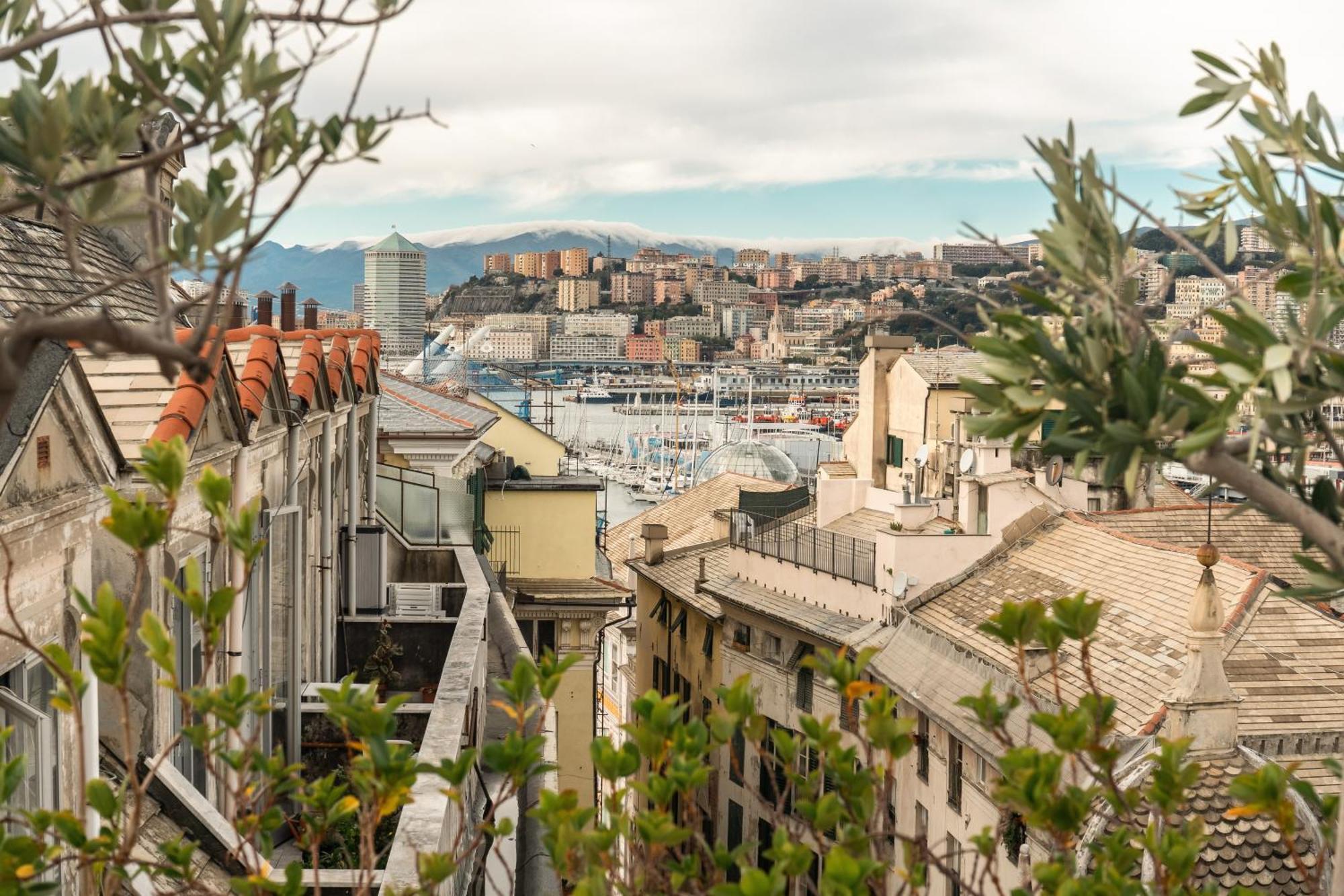 Apartment Cinque Lampadi Rooftop Genua